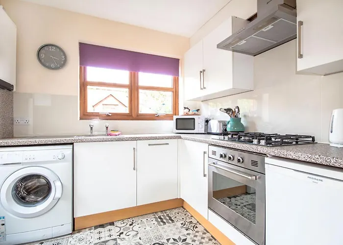 Innes Street Apartments